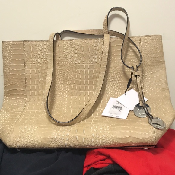 Calvin Klein Handbags - Brand New Calvin Klein Bag!